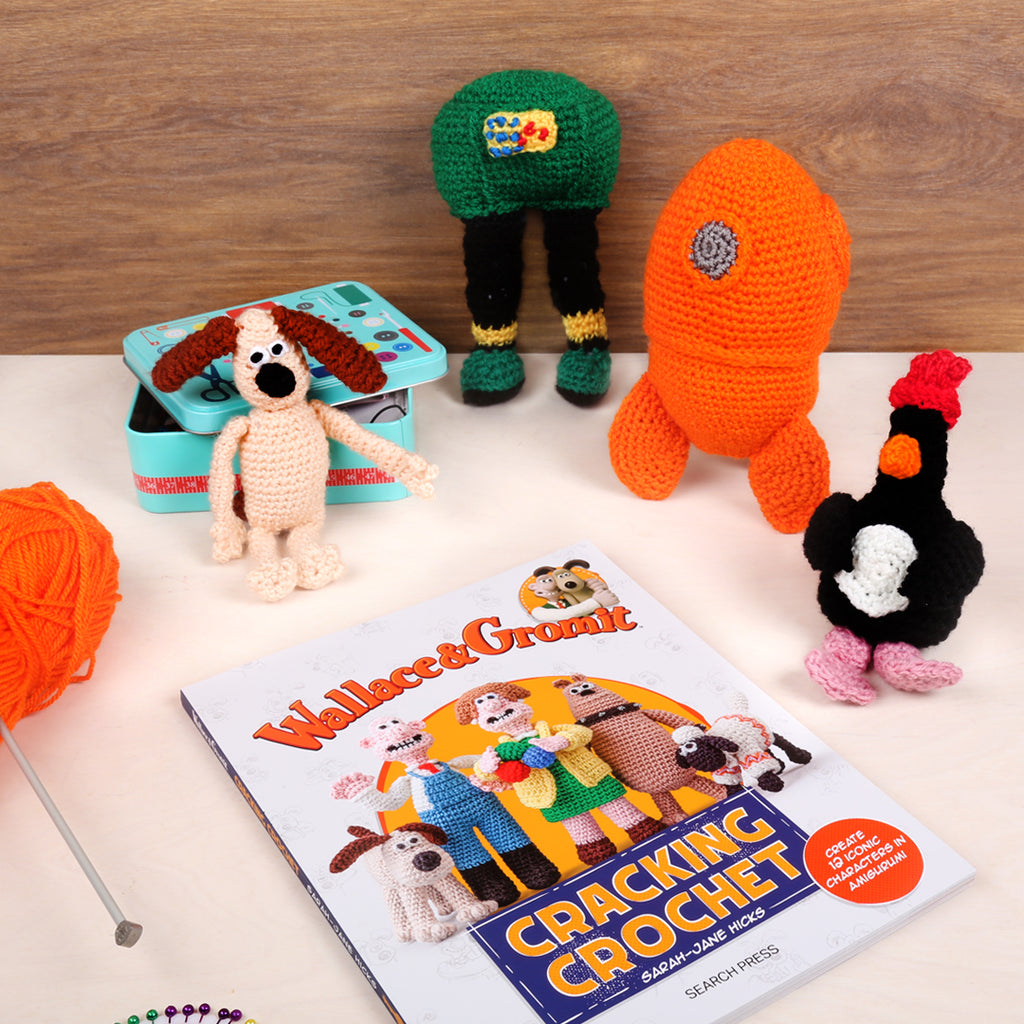 Wallace and Gromit Cracking Crochet book by Sarah-Jane Hicks make your own Gromit Feathers McGraw the rocket and techno trousers all the characters from Aardman's classic films