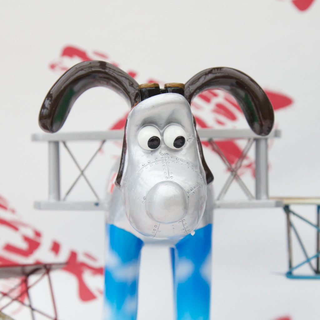 Bristol Bulldog Gromit Figurine from the Gromit Unleashed trails. 