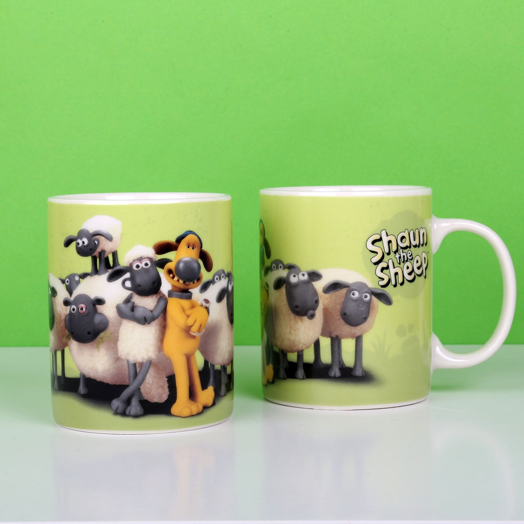 Shaun the Sheep  and the flock Green Mug