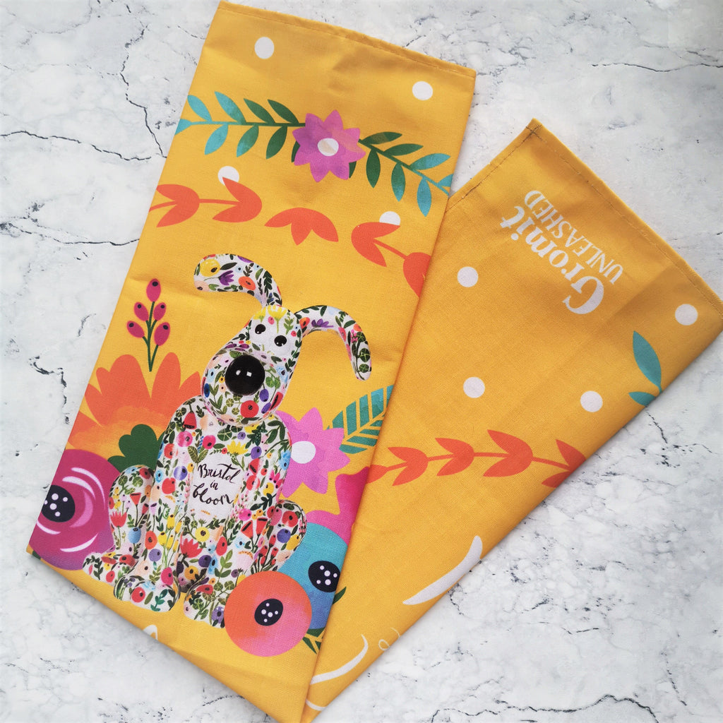 Blossom Gromit Unleashed tea towels 