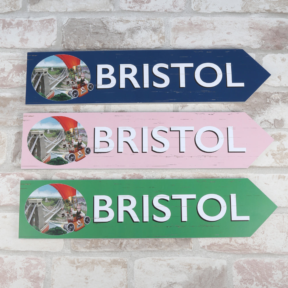 Bristol Wallace & Gromit balloon Wooden Sign Plaque arrow 
