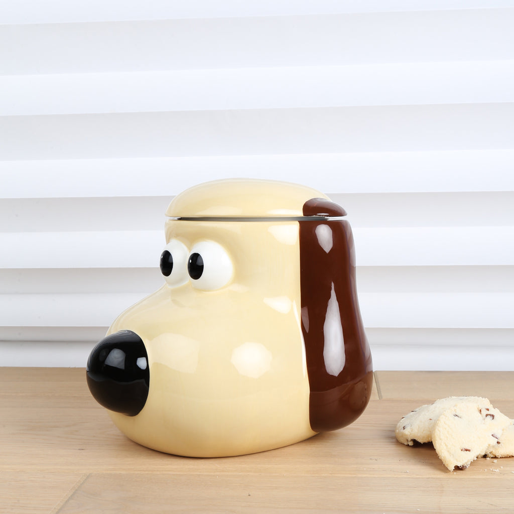Gromit Head Cookie Jar with biscuits