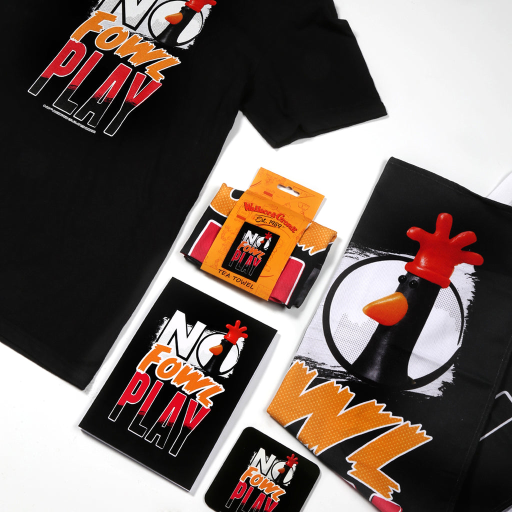 Feathers McGraw from Aardmans 'A Grand Day Out' Wallace & Gromit film No Fowl Play Black T-Shirt. Features the rest of the 'No Fowl Play' collection. 