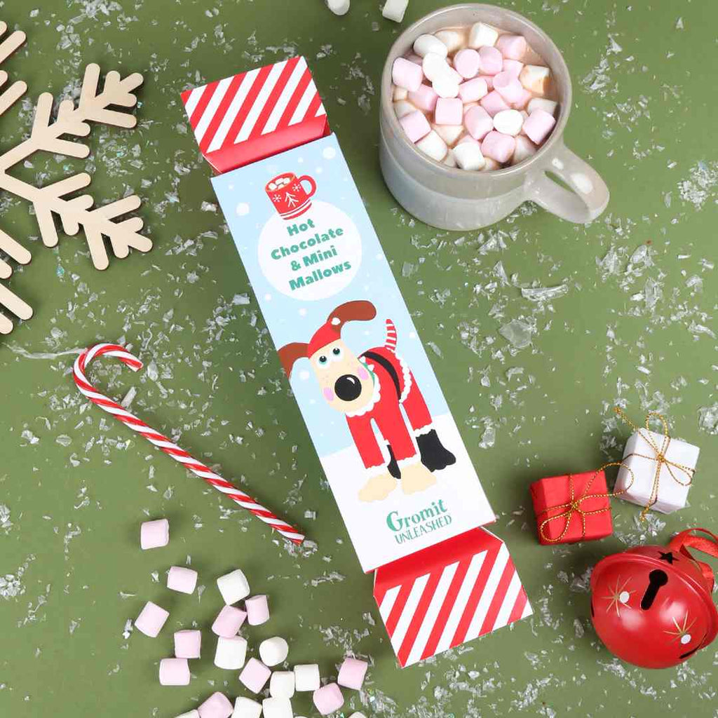 Santa Paws Hot Chocolate & Mini Marshmallows Cracker