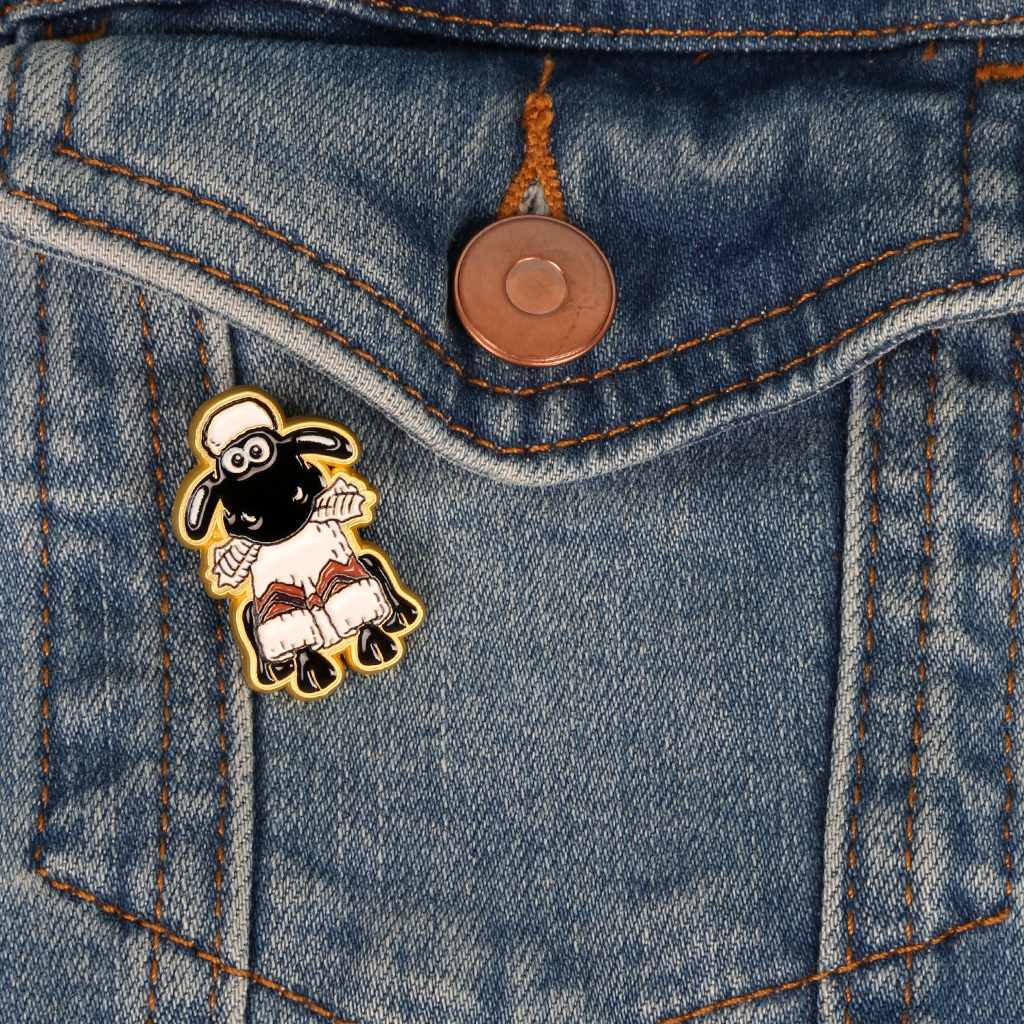 Shaun The Sheep A Close Shave Enamel Pin Badge